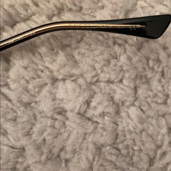 Gucci sunglasses main image 5